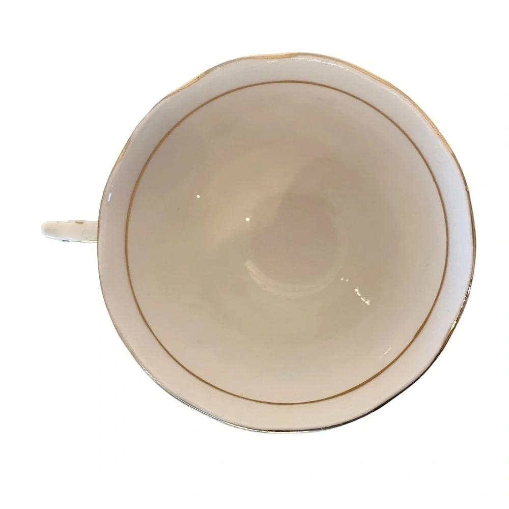 Vintage Colclough Bone China Teacup and Saucer, Pattern 6780 - Picture 12 of 13